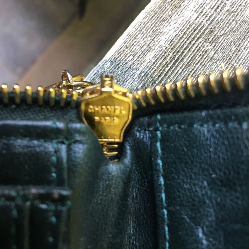 Authentic Large Chanel Wallet - Picture 6 of 8